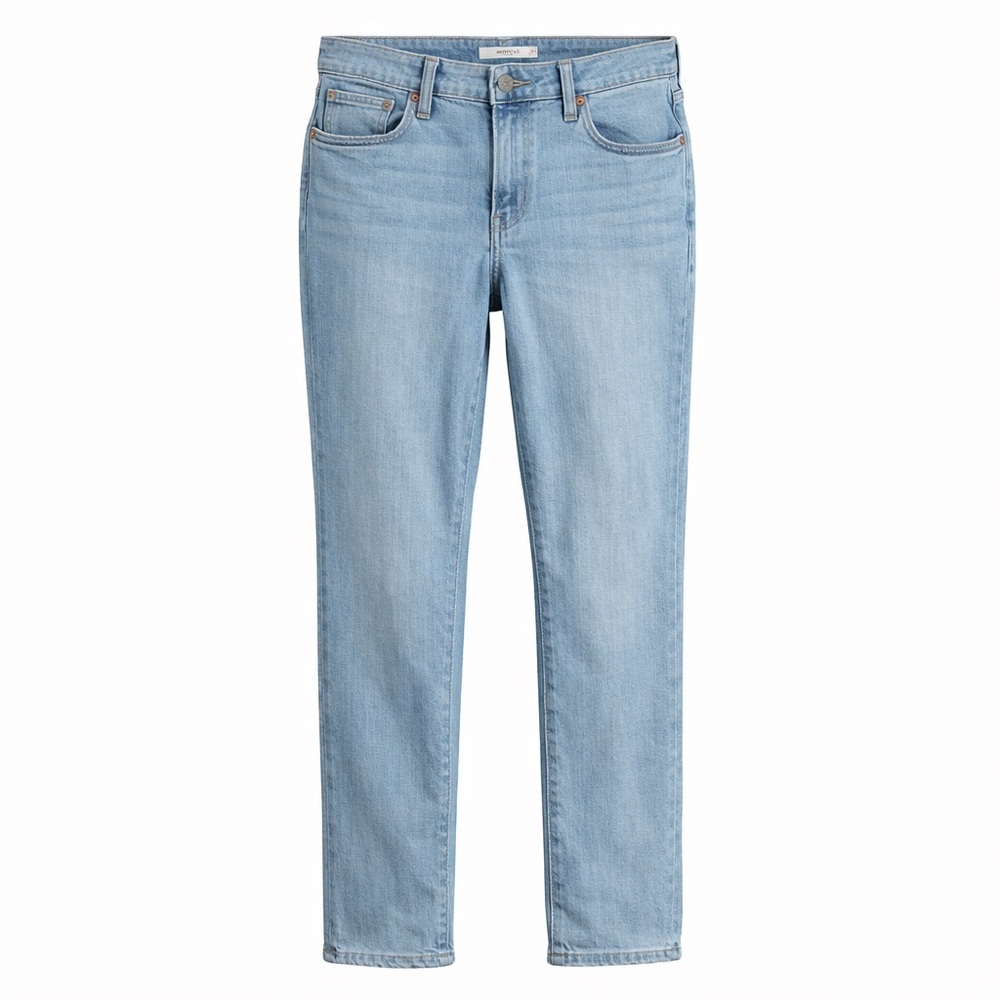 Levi’s Boyfriend Jeans Size 27 | Light Wash Classic Denim